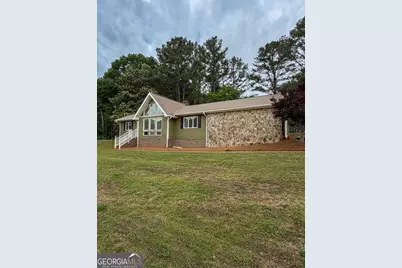 90 W Triple Tree Drive, Carrollton, GA 30117 - Photo 2