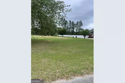 9037 Oakfield Dr, Statesboro, GA 30458 - Photo 2