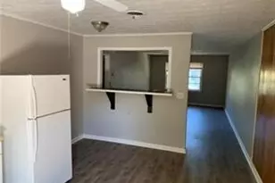 1457 Railroad Ave, Sugar Hill, GA 30518 - Photo 4