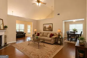 5335 Myras Ct, Cumming, GA 30040 - Photo 4