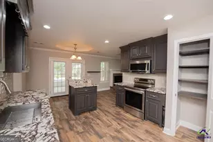 107 Blackberry Ln, Warner Robins, GA 31093 - Photo 12