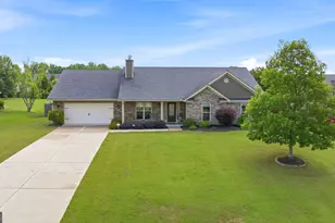 432 Lake Vista Dr, Jefferson, GA 30549 - Photo 1