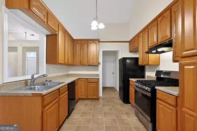 221 Fairview Point, Ellenwood, GA 30294 - Photo 12