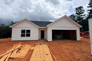 204 Indian Trl, Hogansville, GA 30230 - Photo 1