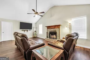 681 Locust Rd, Locust Grove, GA 30248 - Photo 6