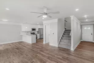 519 E Chappell St, Griffin, GA 30223 - Photo 8