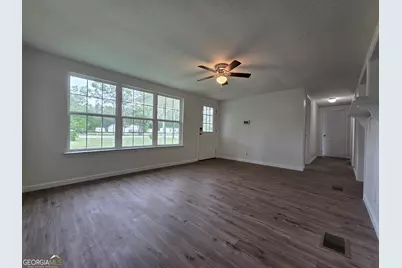 860 Martin Luther King Jr Boulevard, Kingsland, GA 31548 - Photo 6