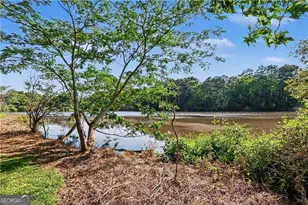 1027 Mainstreet Lake Dr, Stone Mountain, GA 30088 - Photo 32