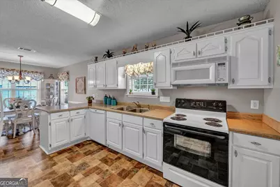 403 Westchester Drive, Dublin, GA 31021 - Photo 10