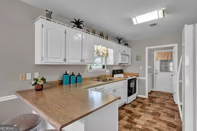 403 Westchester Drive, Dublin, GA 31021 - Photo 12