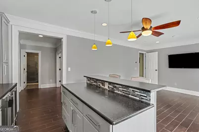 1390 Thomas Road, Decatur, GA 30030 - Photo 32