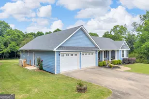 331 Highland Ridge Dr, Hartwell, GA 30643 - Photo 2