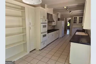 152 Mt Paran Road NE, Atlanta, GA 30327 - Photo 10