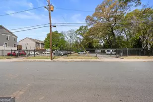 600 College St, Hapeville, GA 30354 - Photo 4