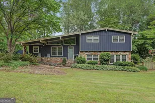 107 Lisa Ln, Carrollton, GA 30117 - Photo 2