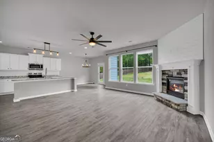 1729 Flagstone Ln, Conyers, GA 30012 - Photo 14