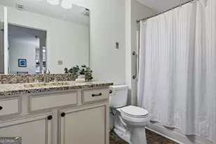 1800 Clairmont Lake, Decatur, GA 30033 - Photo 8