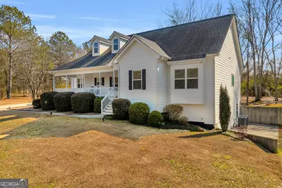 3020 Meadow Trail, Loganville, GA 30052 - Photo 4