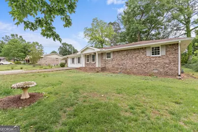 122 Carroll Circle, Carrollton, GA 30117 - Photo 6
