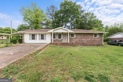 122 Carroll Circle, Carrollton, GA 30117 - Photo 4