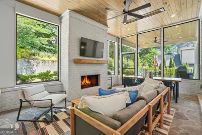 1106 Lanier Boulevard NE, Atlanta, GA 30306 - Photo 18
