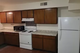 207 Cypress Dr, Dublin, GA 31021 - Photo 4
