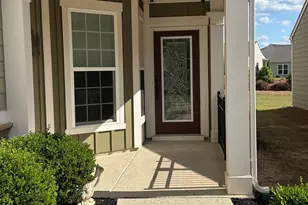 214 Brunswick Dr, Griffin, GA 30223 - Photo 2