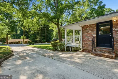 2109 Shady Lane, Tucker, GA 30084 - Photo 8