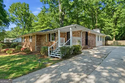 2109 Shady Lane, Tucker, GA 30084 - Photo 4