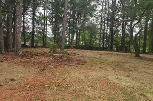 226 Hearthstone Dr, Lagrange, GA 30241 - Photo 1