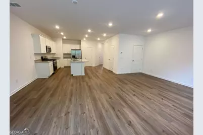 2582 Adventure Way, Doraville, GA 30360 - Photo 4