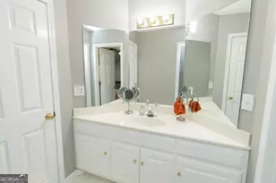 302 Shady Valley Dr, Carrollton, GA 30116 - Photo 98