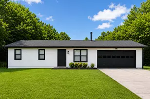 105 Dailey Mill Rd, McDonough, GA 30253 - Photo 2