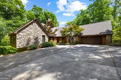 15 Red Bud Trail, Newnan, GA 30263 - Photo 1