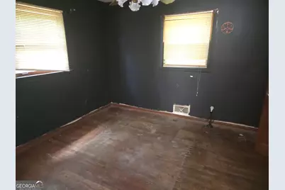 4126 Fairburn Avenue SW, Atlanta, GA 30331 - Photo 12