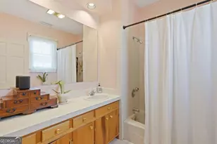 702 E 32nd St, Savannah, GA 31401 - Photo 14