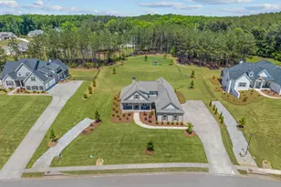 2364 Blazing Star Ct, Statham, GA 30666 - Photo 4
