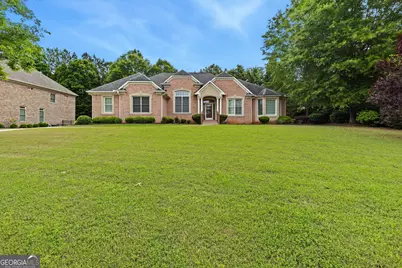 1032 Willowood Lane SW, Atlanta, GA 30331 - Photo 2
