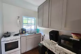 168 Poplar St, Buford, GA 30518 - Photo 30