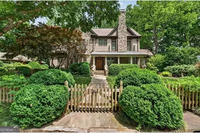 1609 Nottingham Way NE, Atlanta, GA 30309 - Photo 2