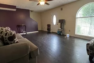 2759 Holly Berry Dr, Ellenwood, GA 30294 - Photo 4