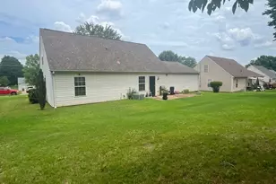 2759 Holly Berry Dr, Ellenwood, GA 30294 - Photo 16