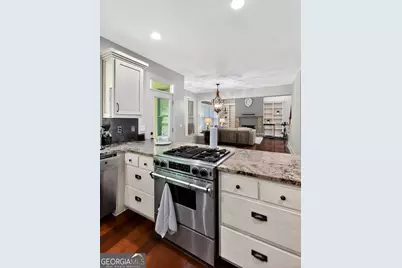 320 Waverly Hall Circle, Roswell, GA 30075 - Photo 12