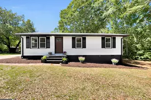 858 Clairmont Ave, Comer, GA 30629 - Photo 4