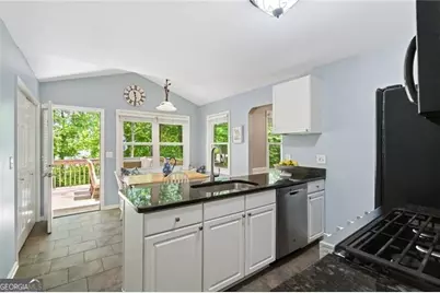 304 Rose Creek Way, Woodstock, GA 30189 - Photo 14
