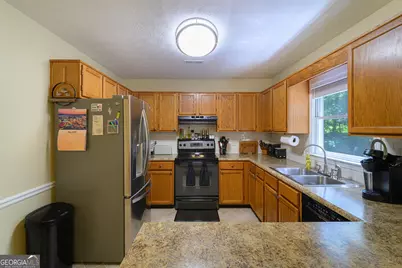 25 Ashley Creek Drive, Newnan, GA 30263 - Photo 6