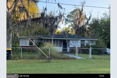 204 Trumbull Street, Darien, GA 31305 - Photo 1