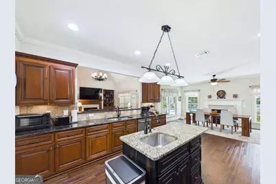 411 Stathams Way, Warner Robins, GA 31088 - Photo 18