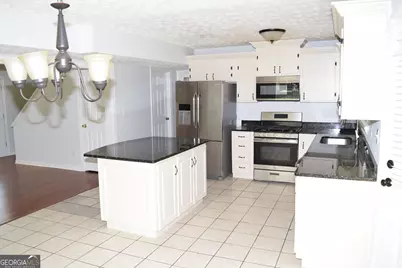 2554 Red Barn Road SW, Marietta, GA 30064 - Photo 12
