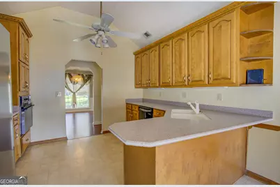 269 Scenic Drive, McDonough, GA 30252 - Photo 10